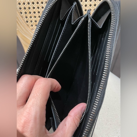 LOUIS VUITTON Monogram Louis Vuitton Eclipse Organizer Wallet Handbag - Picture 11 of 12